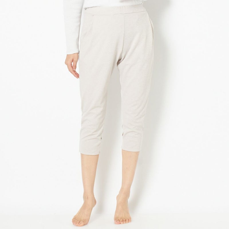 ライトベージュ