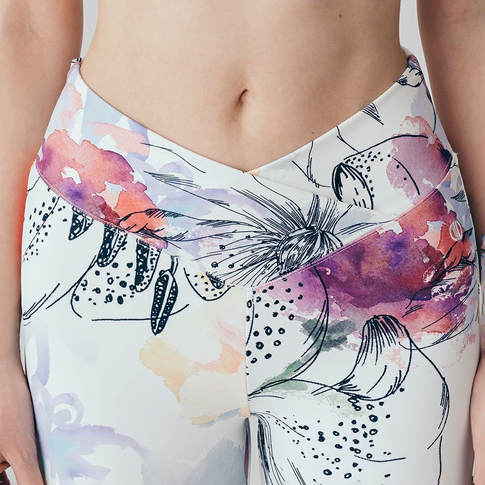 LITHEE ヨガウェア M-L 花柄セット LITHEE ヨガウェア M-L 花柄セット - メルカリ