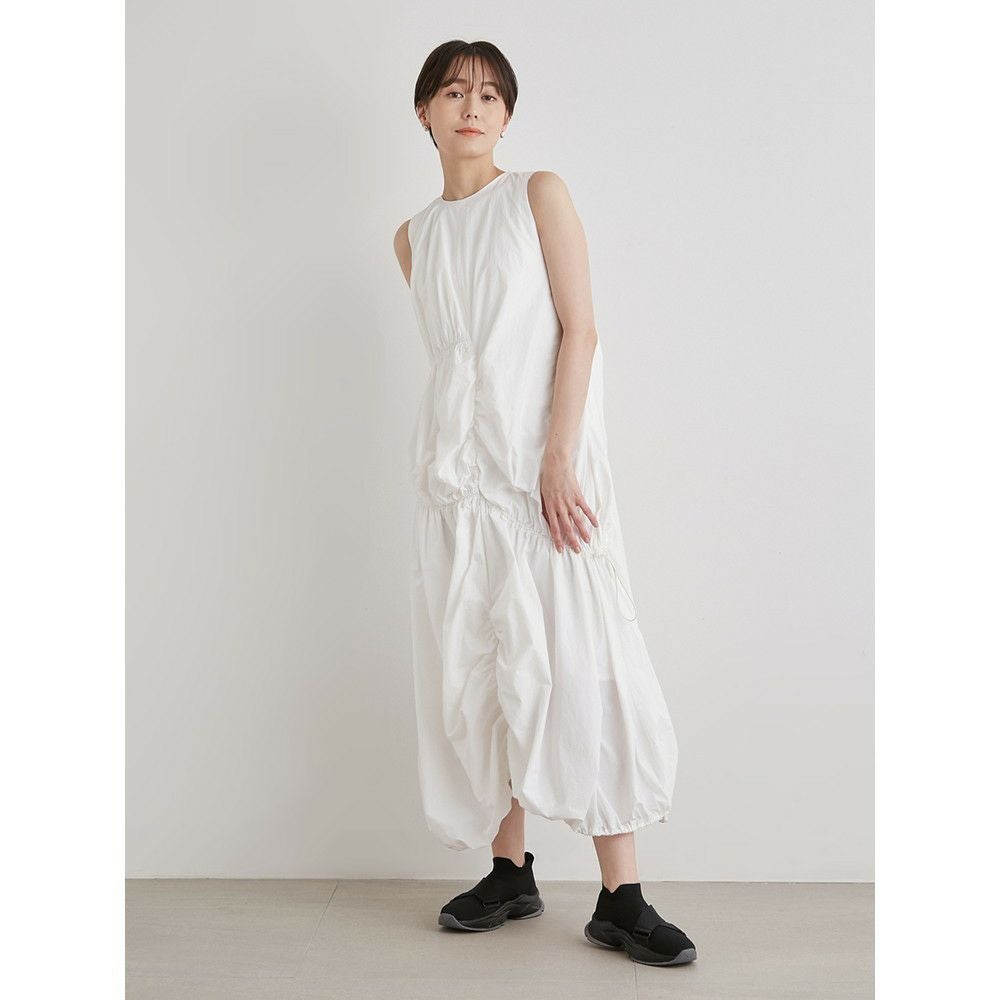 SALE】【emmi（エミ）】ナイロンギャザーボリュームワンピース｜LITHEE
