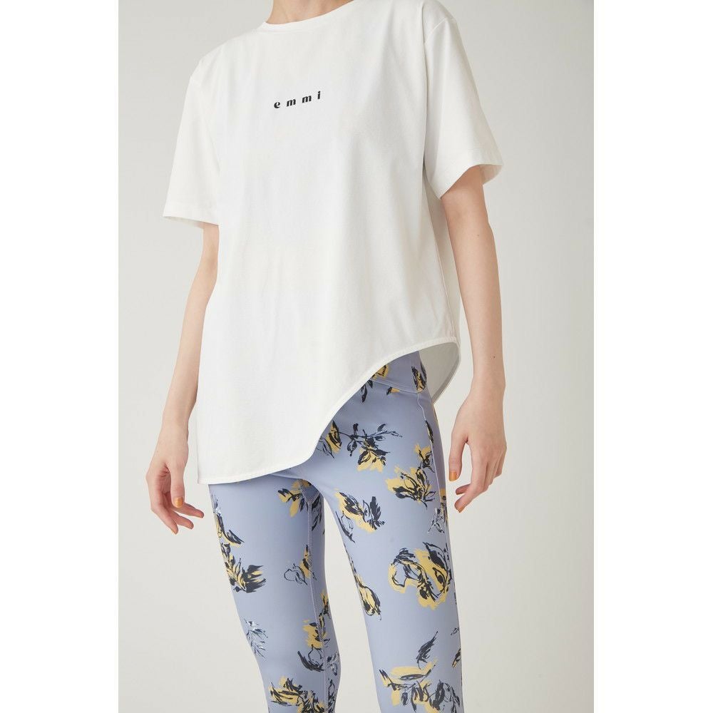 SALE】【emmi（エミ）】emmiロゴバックシャンTシャツ｜LITHEE YOGA