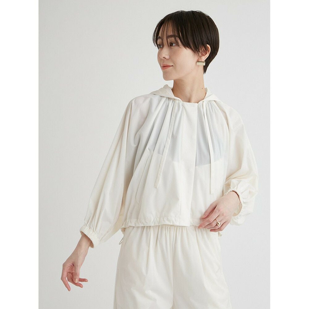 OUTLET】【emmi（エミ）】eco ラッシュガードポンチョフーディー