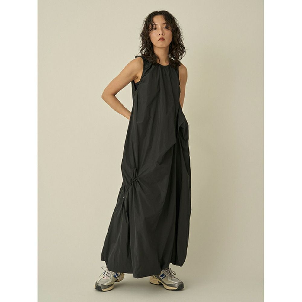 emmi　エミ　ナイロン　バルーン　ワンピース　ロング　25SS　軽量 SALE】【emmi（エミ）】ギャザーフォルムワンピース｜LITHEE YOGA
