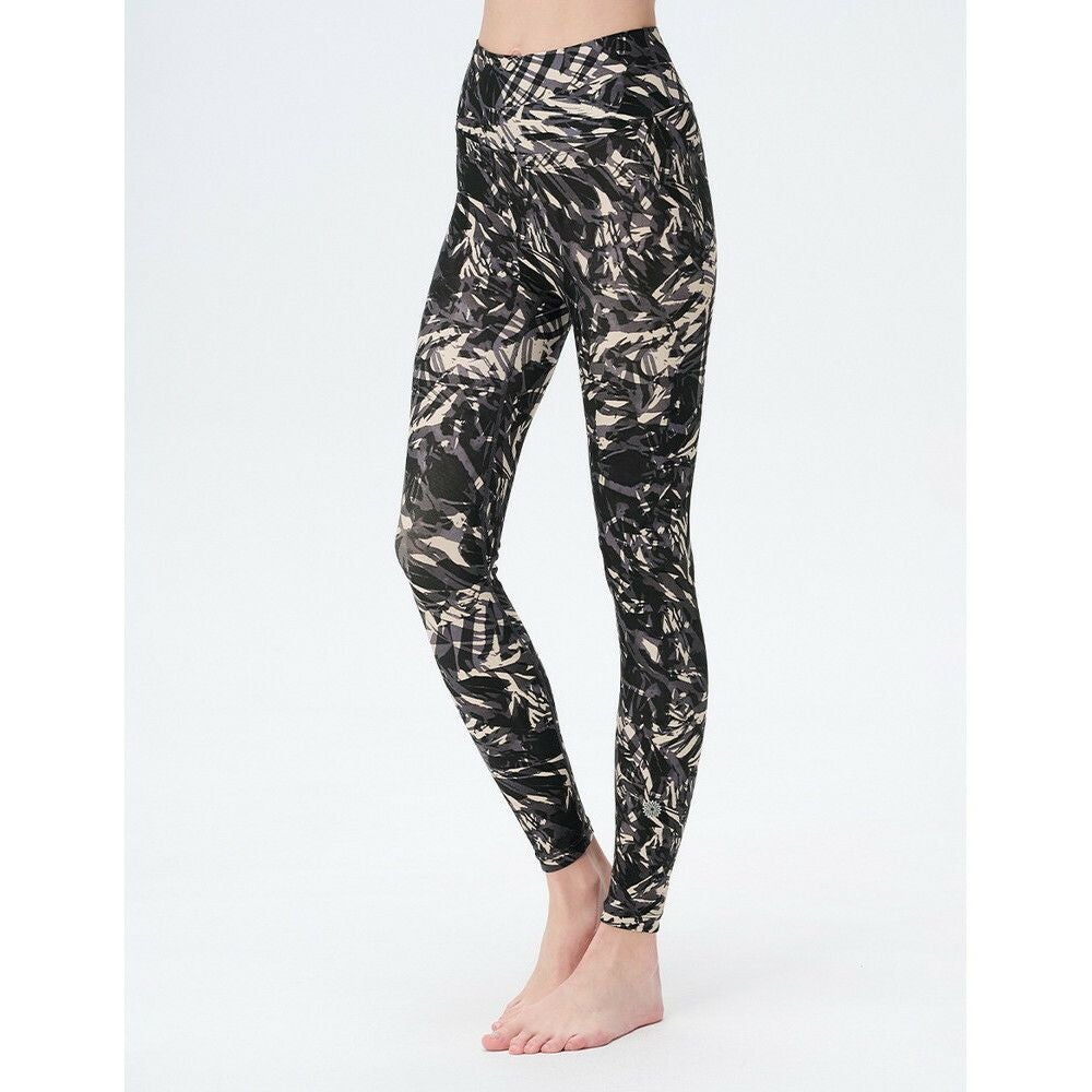 ✴︎新品✴︎EASYOGA イージーヨガ easyoga歴12年 MOMIさんが纏う ヨガリーダーたちを虜にするeasyoga