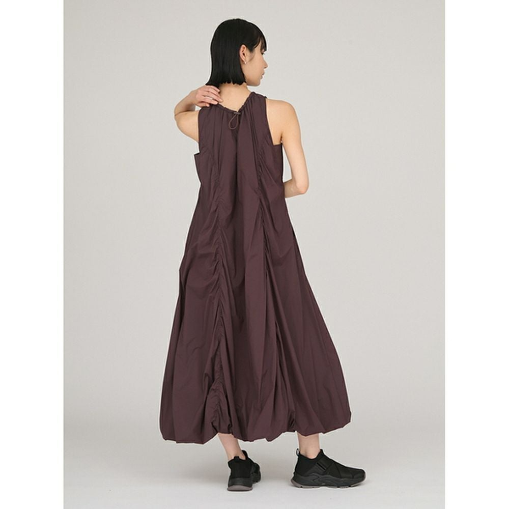 emmi　エミ　ナイロン　バルーン　ワンピース　ロング　25SS　軽量 OUTLET】【emmi（エミ）】ナイロンバルーンワンピース｜LITHEE YOGA