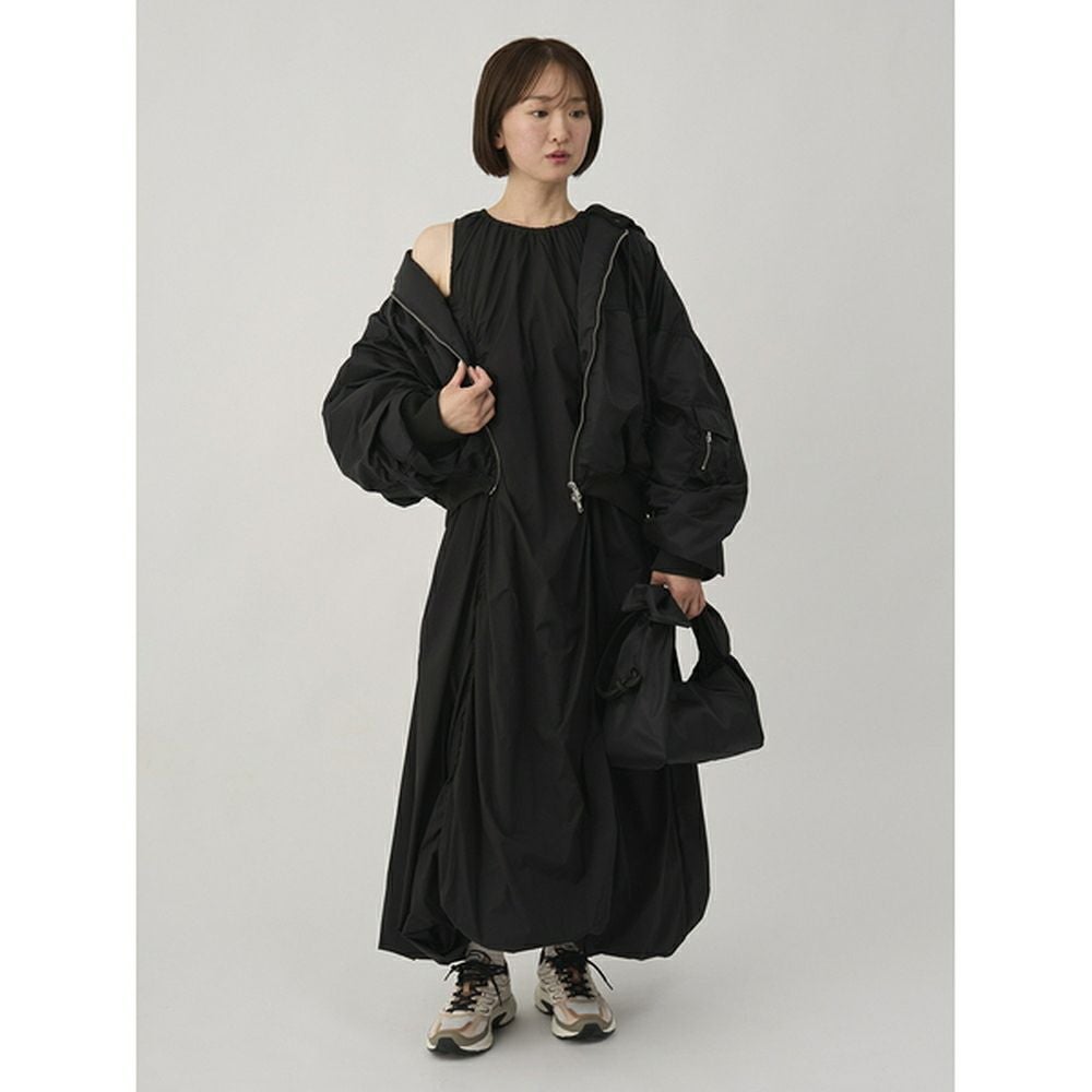 emmi　エミ　ナイロン　バルーン　ワンピース　ロング　25SS　軽量 OUTLET】【emmi（エミ）】ナイロンバルーンワンピース｜LITHEE YOGA