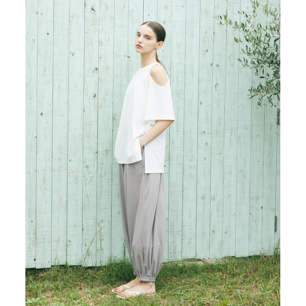 Julier（ジュリエ）】ライトプライムオープンショルダープルオーバー